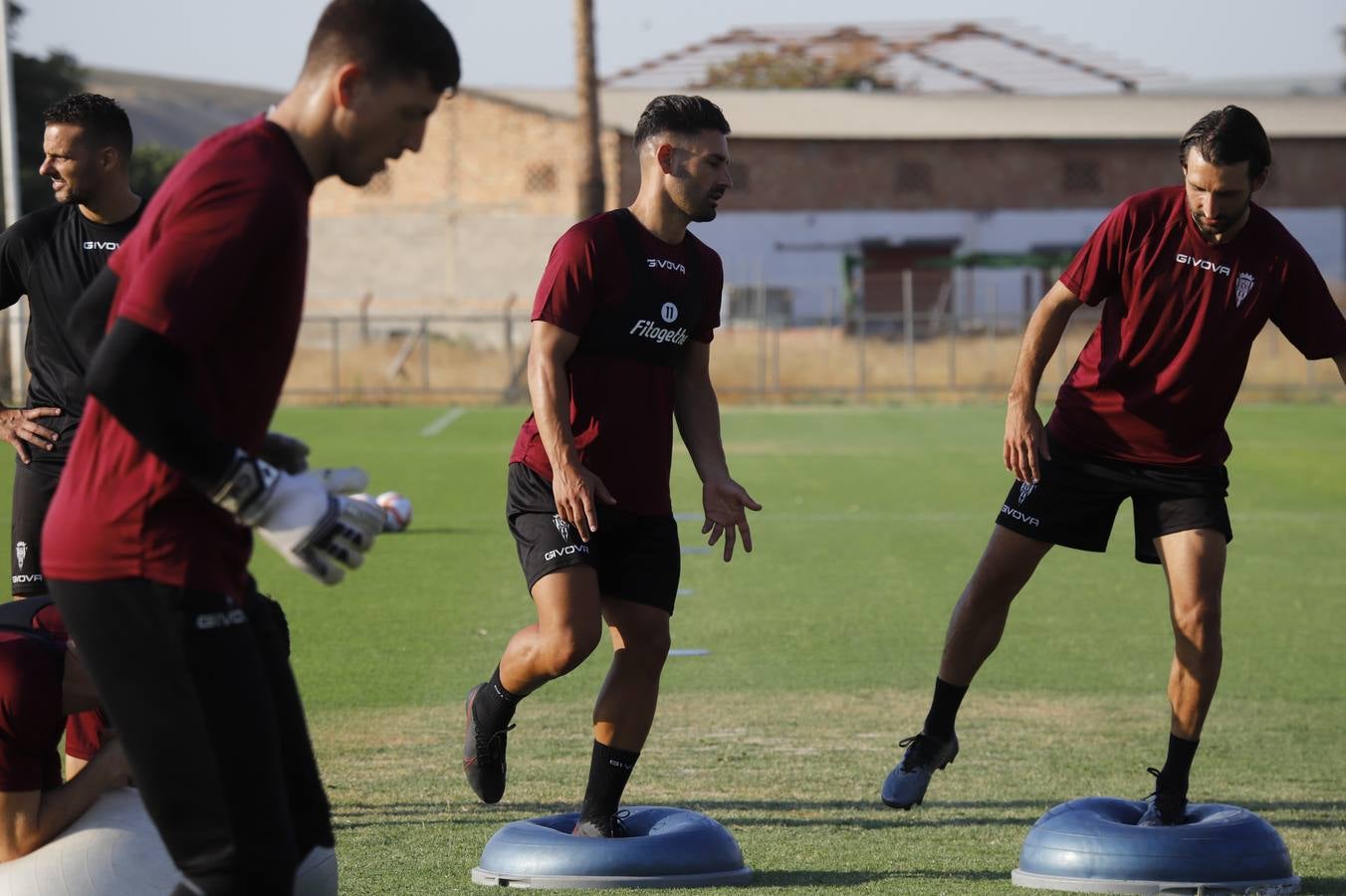 El primer entrenamiento de la temporada del Córdoba CF, en imágenes