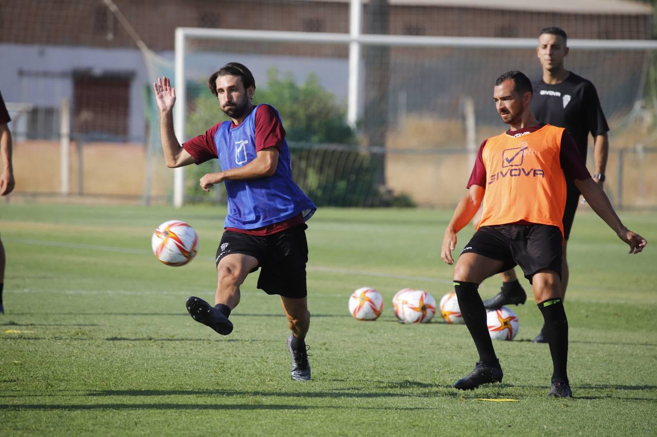 El primer entrenamiento de la temporada del Córdoba CF, en imágenes