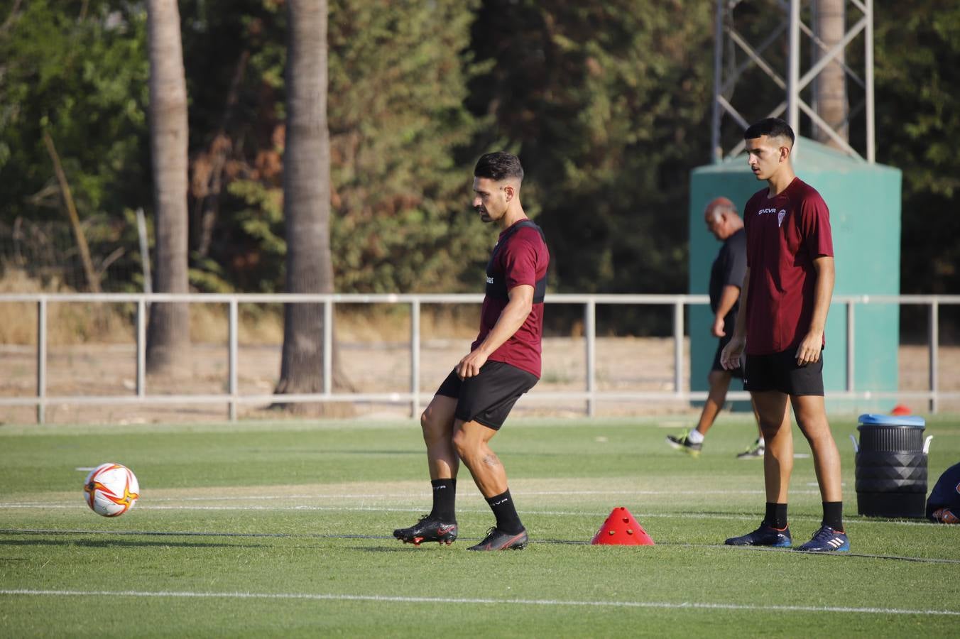 El primer entrenamiento de la temporada del Córdoba CF, en imágenes