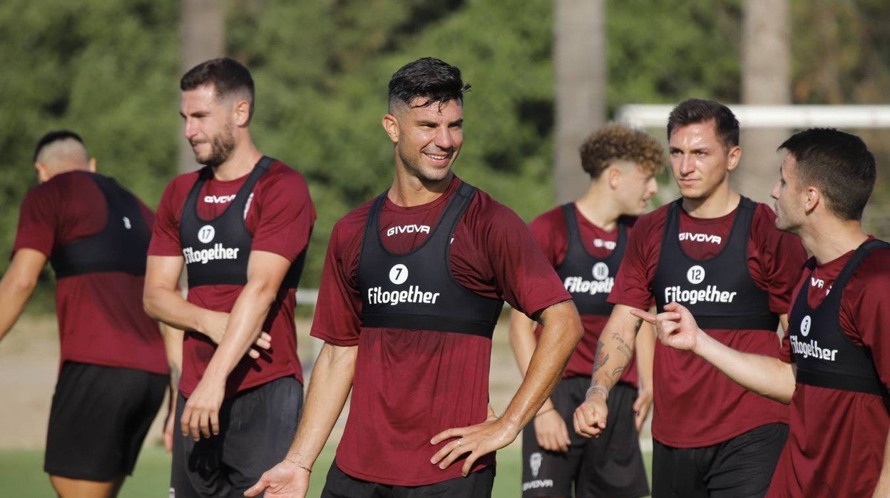 El primer entrenamiento de la temporada del Córdoba CF, en imágenes