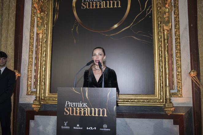 Los mejores momentos de los Premios Summum 2022. Laura Pintos, jefa de ABC Estilo y directora de Summum
