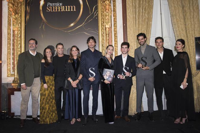 Los mejores momentos de los Premios Summum 2022. Los premiados junto a parte del equipo de ABC Summum, María Sañudo, Blanca Corcina, David Ascanio...