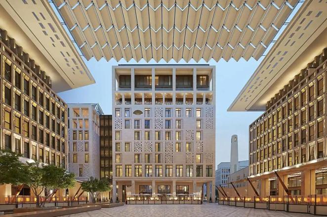 Así es el lujoso hotel de 23.000 euros la noche donde se ha alojado David Beckham en Qatar
