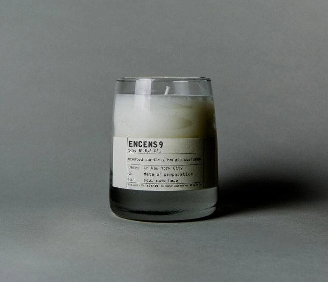 Para relajarse. Hay olores que ayudan a relajarse, y la mayoría de los aromas de Le Labo consiguen hacernos desconectar. Regalar fragancias en forma de humificadores, velas, perfumes, es todo un acierto.