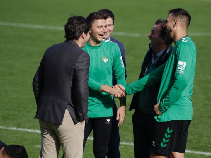 El Betis reúne a 17.000 aficionados en el entrenamiento a puerta abierta este lunes