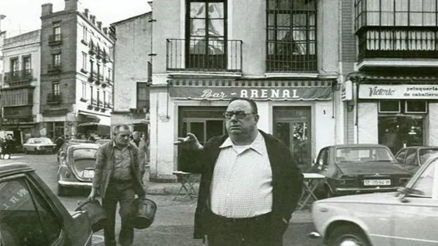 #ArchivoABCsev: Las imágenes de El Pali en los rincones de Sevilla que le inspiraron para sus sevillanas
