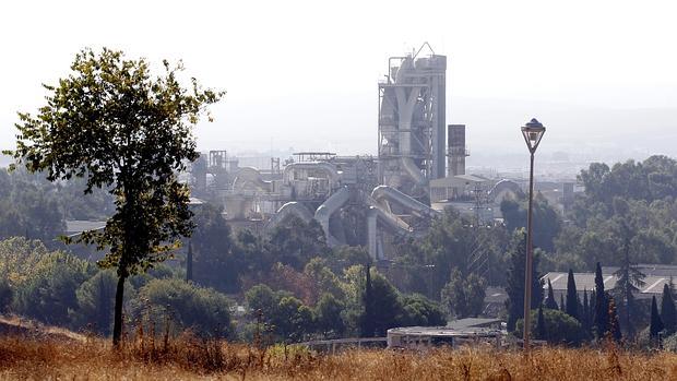 Fábrica de cosmos junto al barrio de Fátima, en Córdoba capital