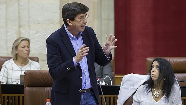 El líder de Ciudadanos en Andalucía, Juan Marín, durante una intervención en el Parlamento