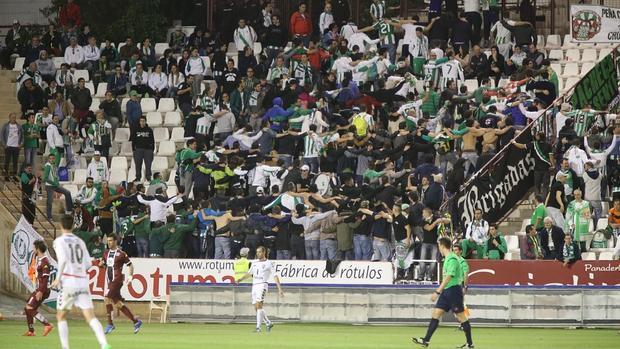 Afición del Córdoba en el partido del domingo en Albacete