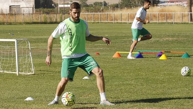 Rafael Gálvez se podría perder el duelo ante el Huesca