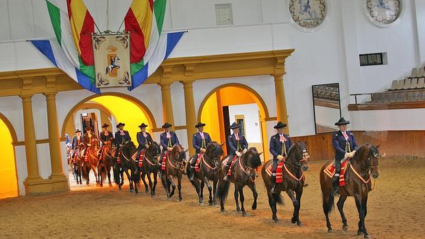 Real Escuela Andaluza de Arte Ecuestre