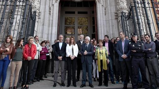 Susana Díaz en el minuto de silencio en San Telmo