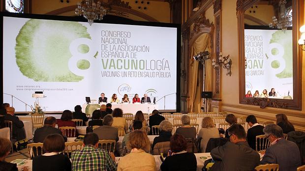 Celebración del Congreso de Vacunología en el Círculo de la Amistad