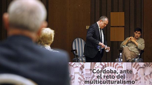 Carlos Echevarría, durante su conferencia de ayer