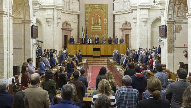 Podemos vota en el Parlamento andaluz más veces con el PSOE que con el PP