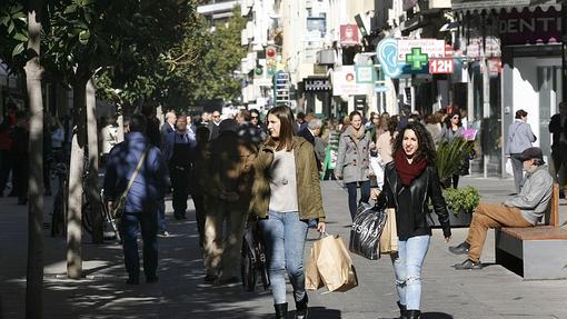 Paseantes en Cruz Conde