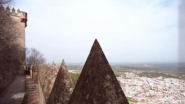 Vista de Almodóvar desde lo alto del castillo