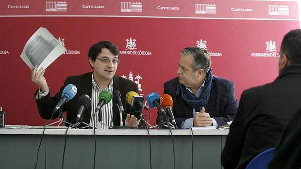 José María Bellido y Salvador Fuentes, en una comparecencia