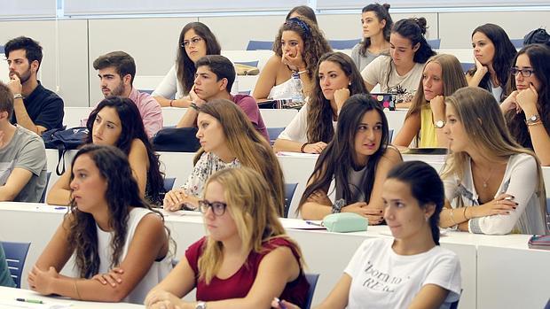 Loyola congrega a 200 aspirantes para el curso 2016/2017