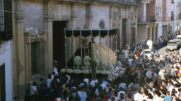 La Virgen de los Desamparados sale del caserón del Realejo