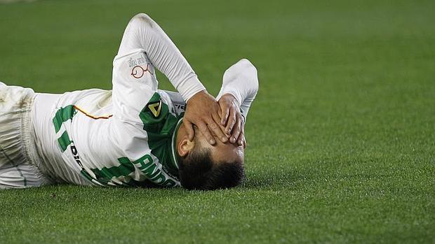 Florin Andone, se lamenta tras el gol de Osasuna