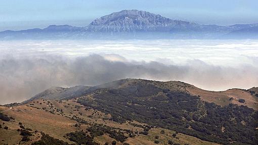 Vista del Monte Musa, en el norte de África, desde el mirador del Estrecho