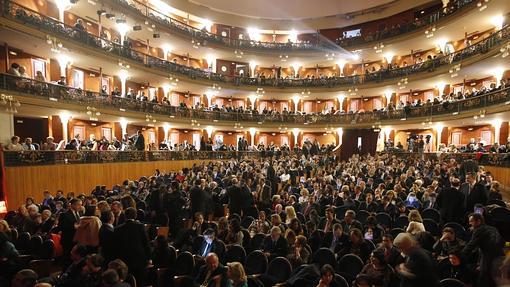 Público en el Gran Teatro de Córdoba