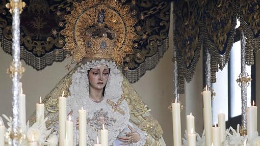 Primer plano de la Virgen de la Merced