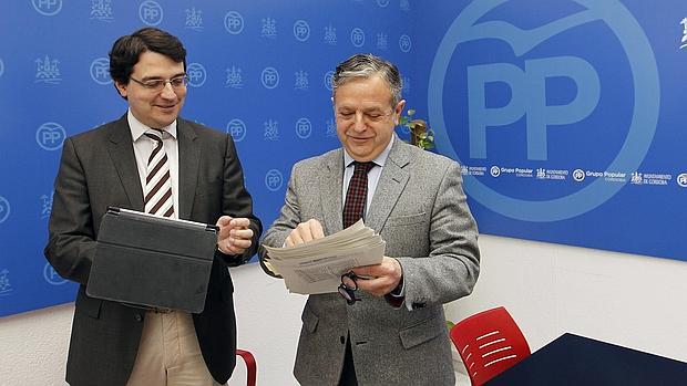 Bellido y Fuentes, en una comparecencia en el grupo municipal del PP