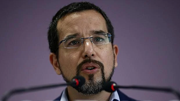 El ex número tres de Podemos, Sergio Pascual, admite «desacuerdos» con Pablo Iglesias