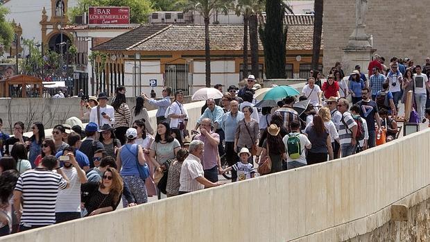 Una ciudad colmatada por las visitas