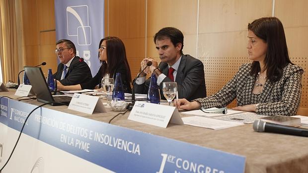 Primera mesa del congreso, ayer, en el salón de Parador de La Arruzafa