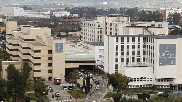 Imagen del Reina Sofía, centro hospitalario al que han sido trasladados los dos heridos