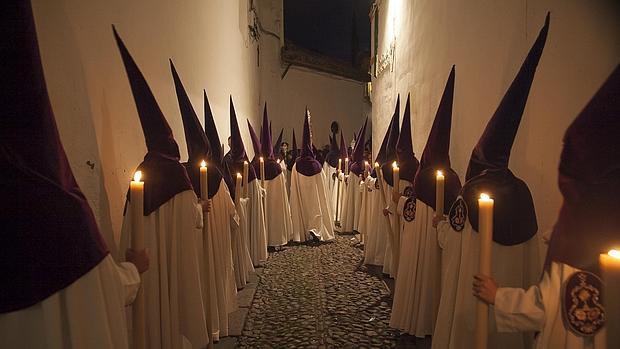 Una exposición dedicada a los nazarenos