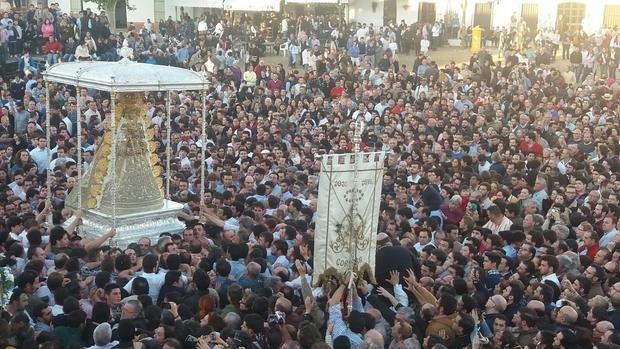 La Virgen del Rocío frente a la filial de Córdoba