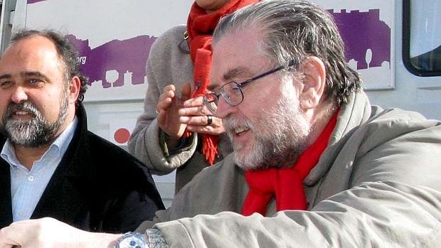 Manuel Monereo en un acto de Izquierda Unida en Jaén, en 2004