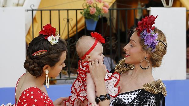 El ambiente de hoy en la Feria ha sido elegante y familiar