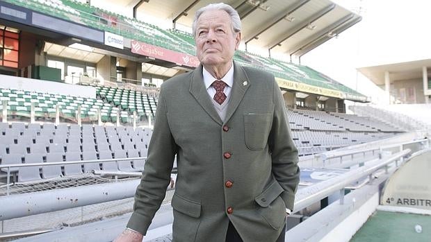 José Luis Navarro, uno de los asociados más antiguos de los veteranos del Córdoba CF