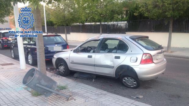 Uno de los vehículos contra los que colisionó el turismo