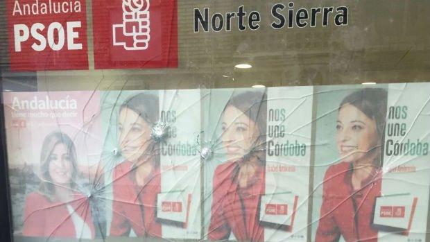 Apedrean la sede socialista Sierra Norte en Córdoba