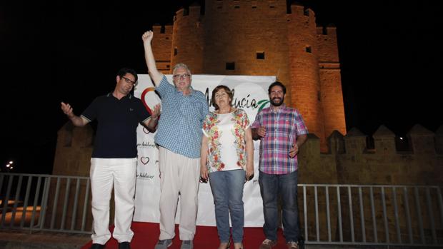 Manuel Monereo y Antonia Parrado junto a Pedro García y David Moscoso