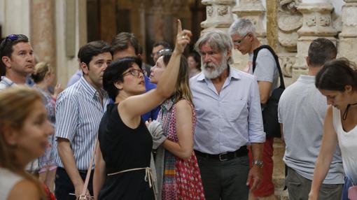 Ford y su pareja, con la guía que les ha mostrado la Mezquita-Catedral