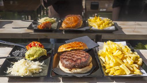 Las hamburguesas de carne roja de primera calidad son el producto más demandado