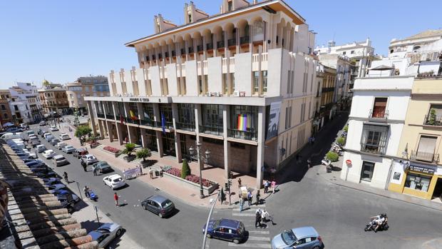 El Ayuntamiento de Córdoba, en la calle Capitulares