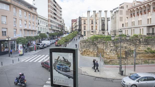 Actual estado del Templo Romano, ubicado en la calle Capitulares