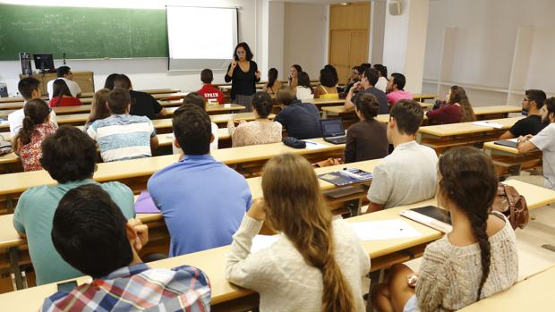 Alumnos, en un aula de Universidad Pablo de Olavide