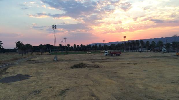 Imagen de las obras de acondicionamiento de la Ciudad Deportiva Rafael Gómez