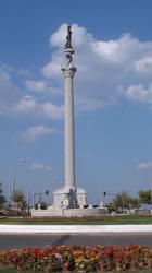 Estatua de Gómez