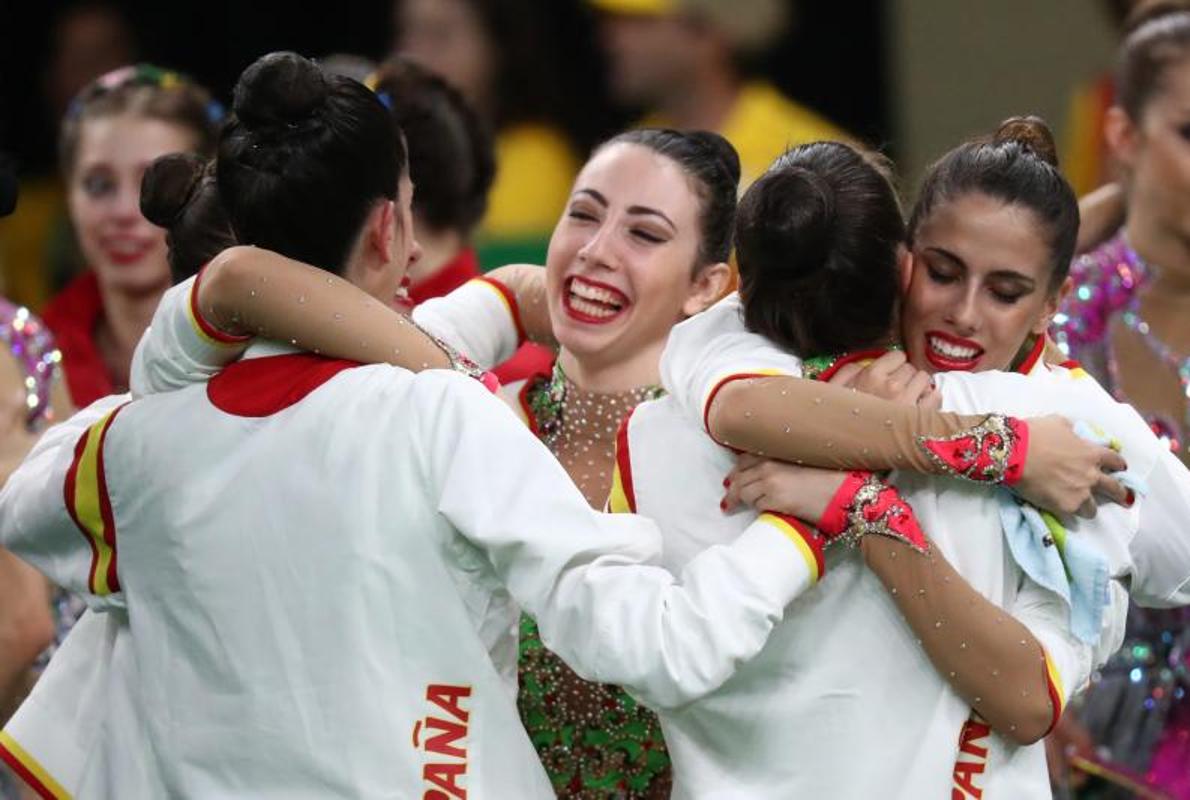 Lourdes Mohedano celebra su medalla