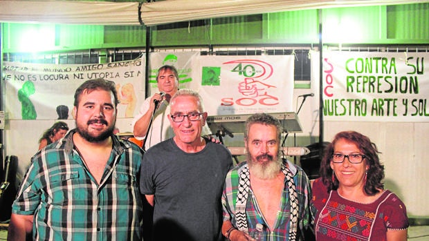 Cañamero y Sánchez Gordillo en el centro, junto a otros dirigentes